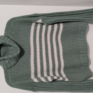 New Green & White Oversized Cropped Sweater sz Small